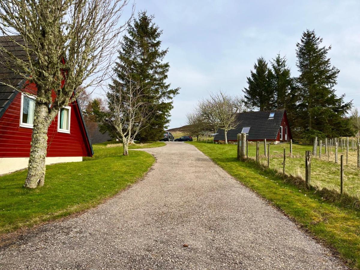 Highland Glen Lodges Rogart Exteriör bild