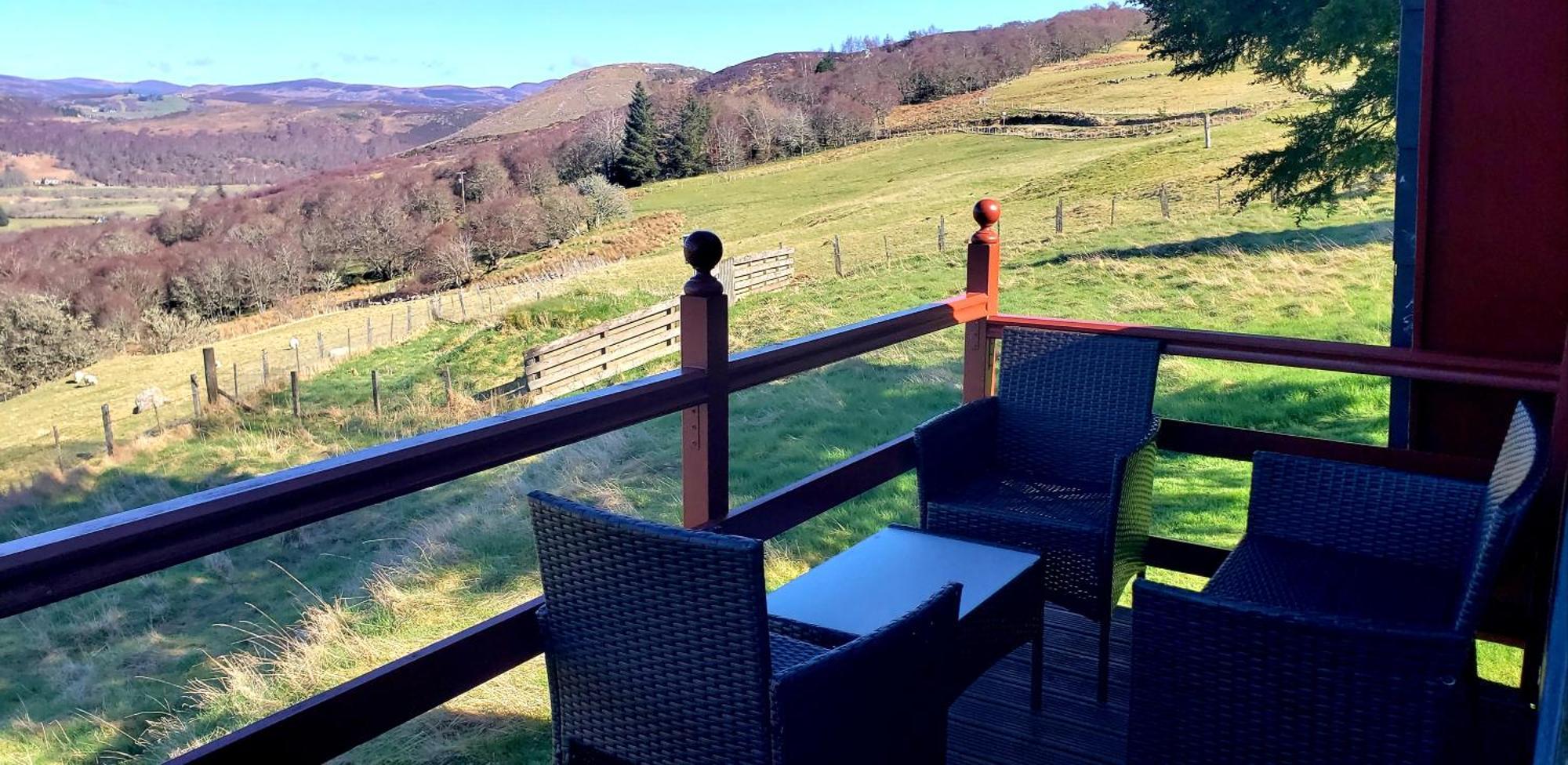 Highland Glen Lodges Rogart Exteriör bild