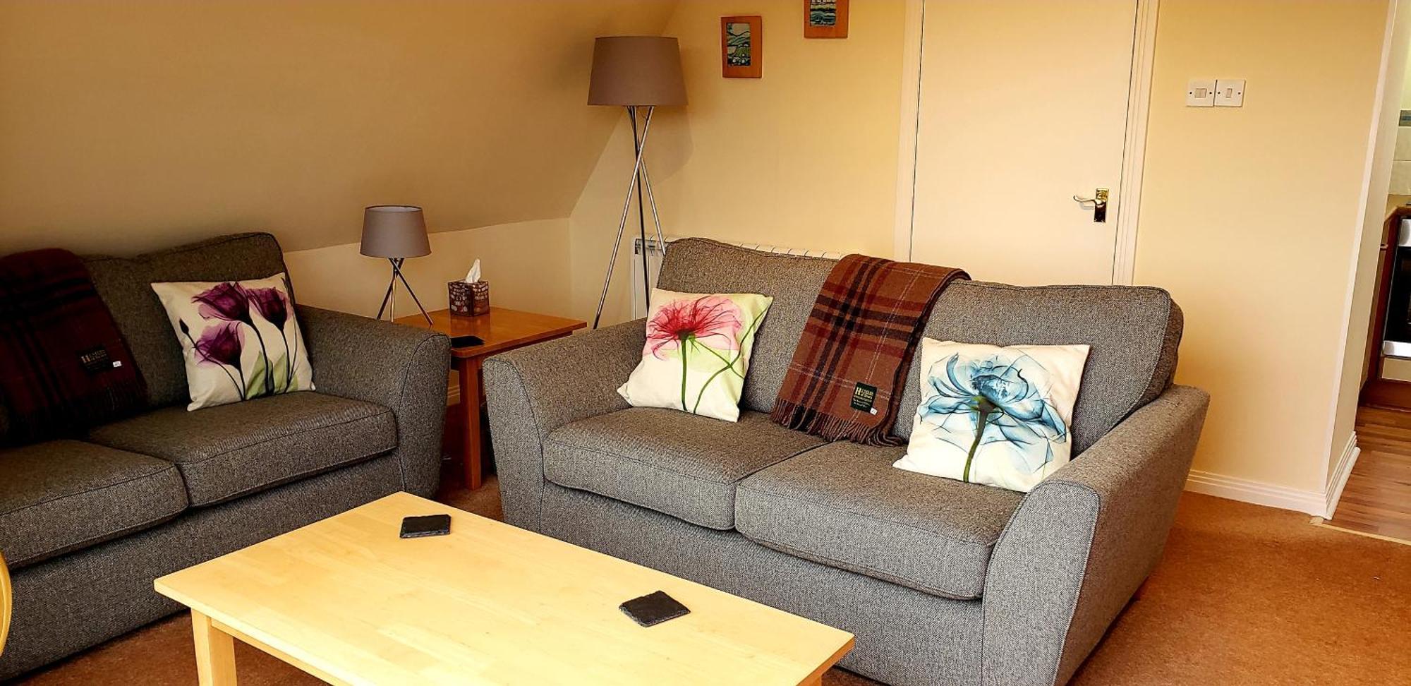 Highland Glen Lodges Rogart Exteriör bild